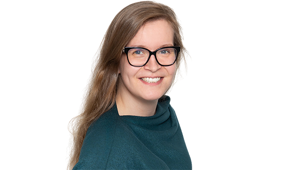 Krista Blom osallistui Rastor-instituutissa Fintraffic Raide Oy:n esihenkilöiden koulutukseen. Krista Blom osallistui Rastor-instituutin järjestämään Finntraffic Raide Oy:n esihenkilöiden koulutukseen.