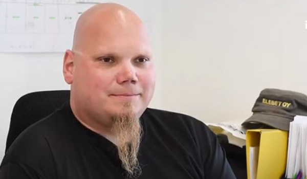Risto Närvän arkeen työnjohtajan opinnot istuivat luontevasti. "Jännitin etukäteen mm. matematiikan opintoja, mutta kyllä siellä kaikki opetetaan ihan juurta jaksaen." Risto_Narva_600x350.png